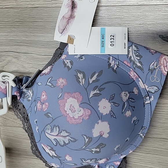 JESSICA SIMPSON BRA. - Picture 2 of 7